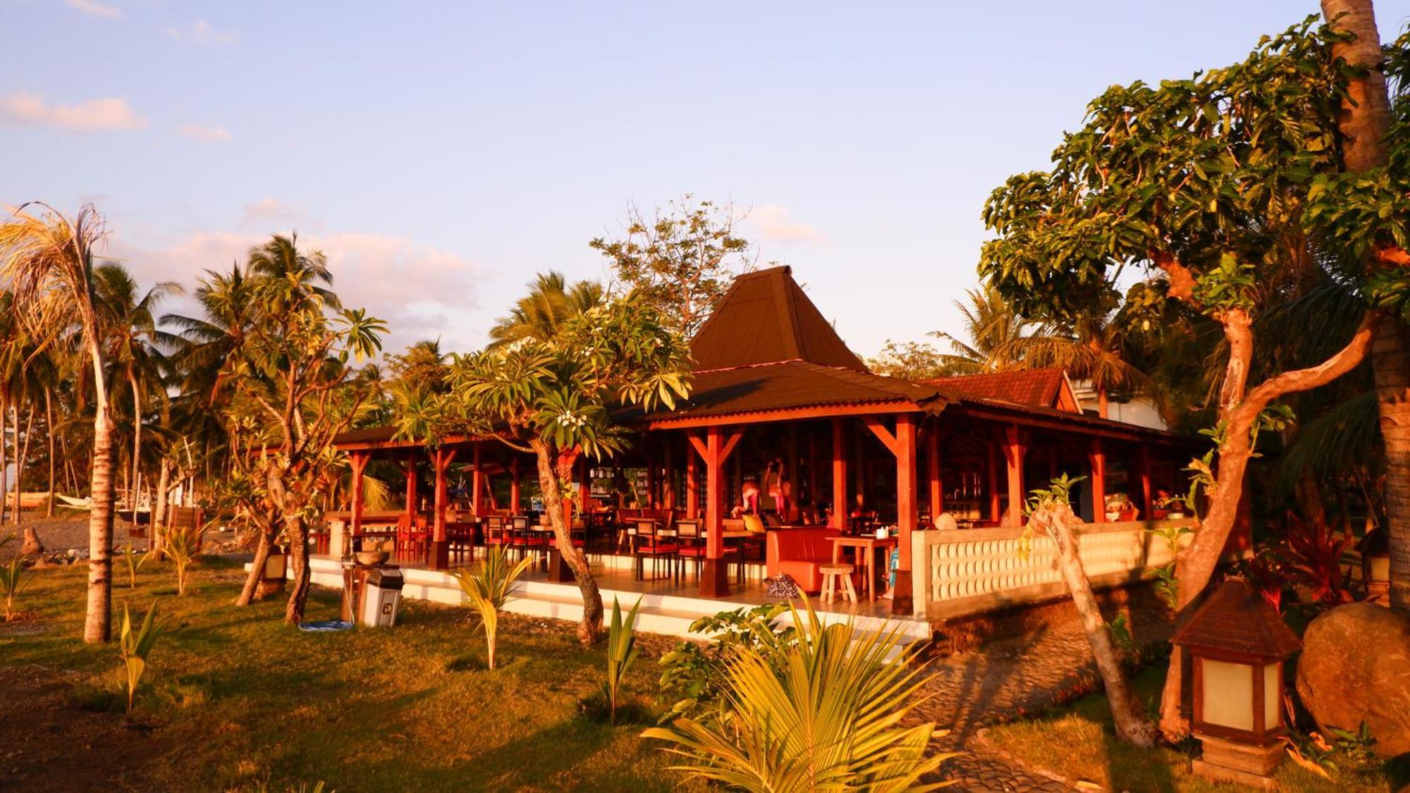 Mina Tanjung Hotel Екстериор снимка