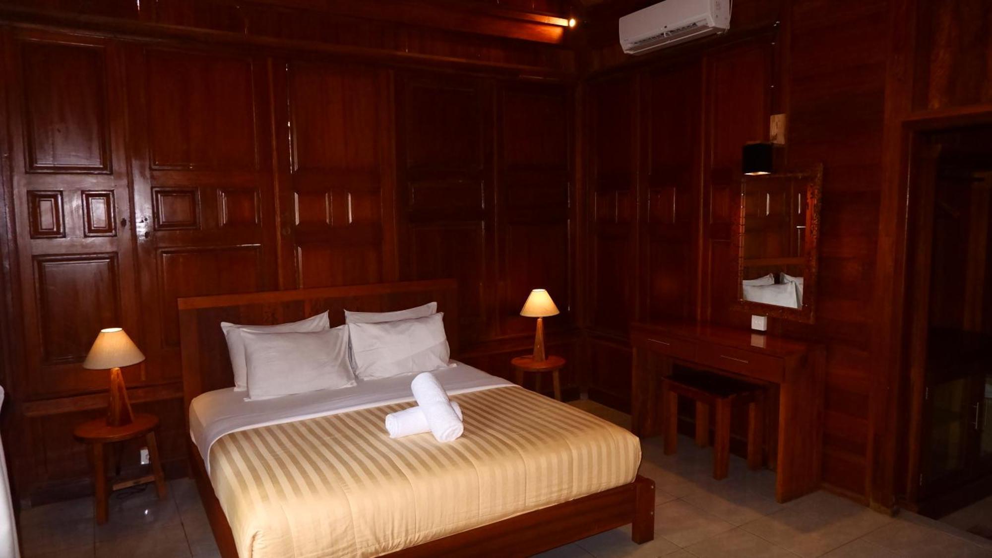 Mina Tanjung Hotel Екстериор снимка